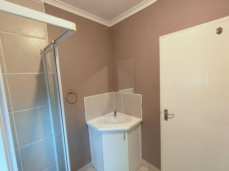 2 Bedroom Property for Sale in Highbury Western Cape